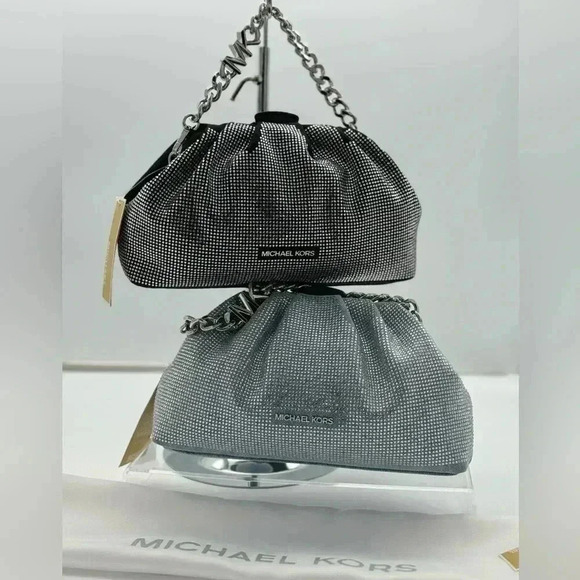 💙💎BNWT Shine Bright like a Diamond 💎 Michael Kors Clutch Blue Denim💙 - Picture 1 of 17